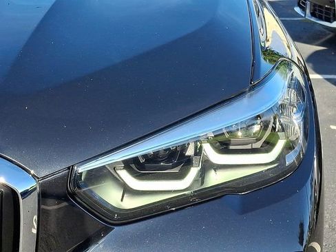 Certified 2023 BMW X5 xDrive40i w/ Premium Package image 9