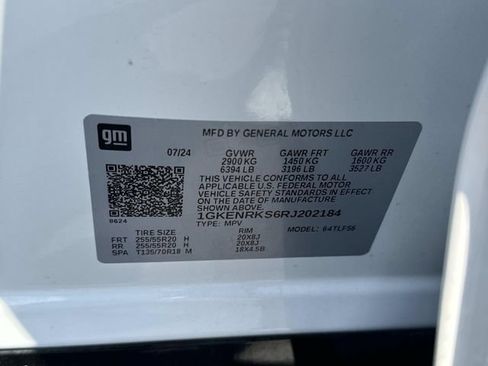 Certified 2024 GMC Acadia Denali w/ LPO, Floor Liner Package AWD/4WD image 33