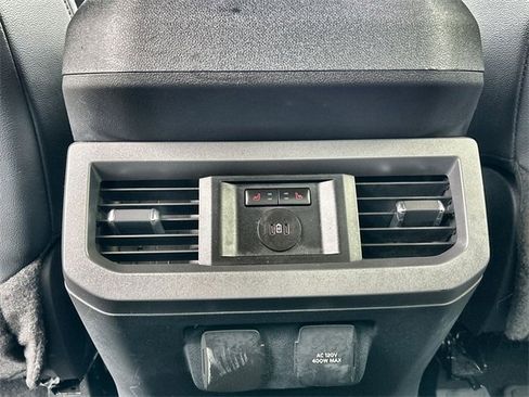 Used 2024 Ford F250 Lariat image 17