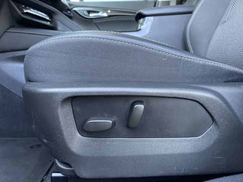 Used 2023 Buick Envision Preferred image 17