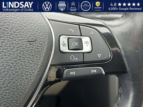 Used 2017 Volkswagen Jetta SE image 19