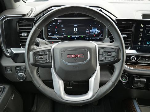 Used 2024 GMC Sierra 1500 Elevation w/ Preferred Package AWD/4WD image 30
