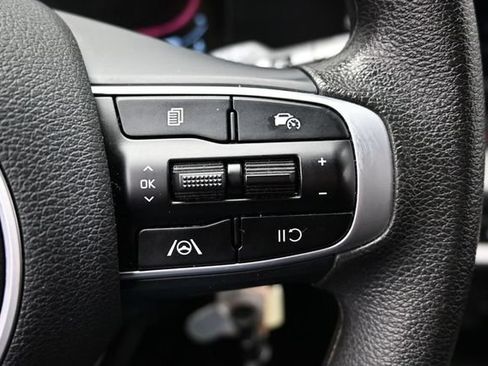 Used 2025 Kia Sportage LX AWD/4WD image 26