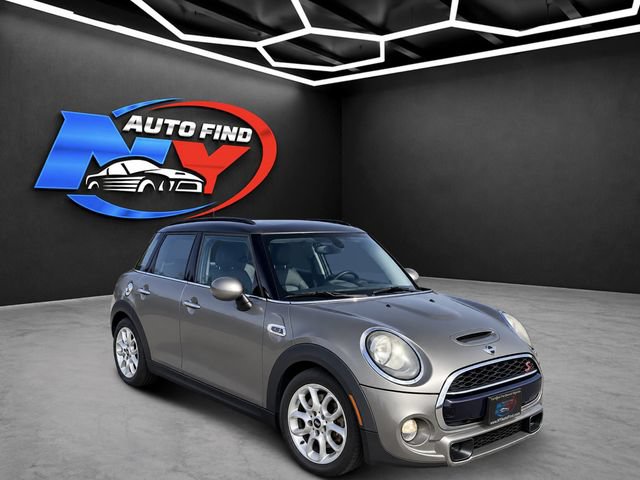 Used 2017 MINI Cooper S FWD image 2