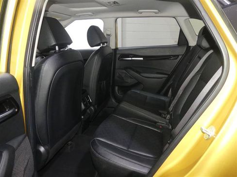 Used 2021 Kia Seltos SX w/ SX Sunroof Package AWD/4WD image 27