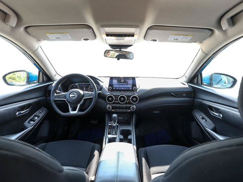 Used 2024 Nissan Sentra SV FWD image 23