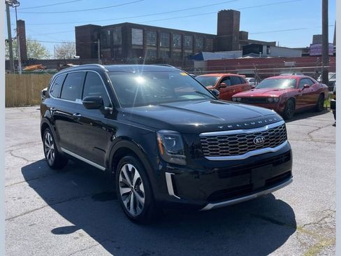 Used 2020 Kia Telluride S image 1