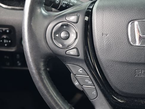 Used 2019 Honda Ridgeline RTL-E image 19