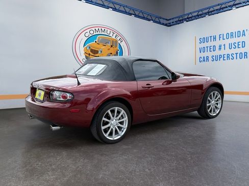 Used 2006 MAZDA MX-5 Miata RWD image 15