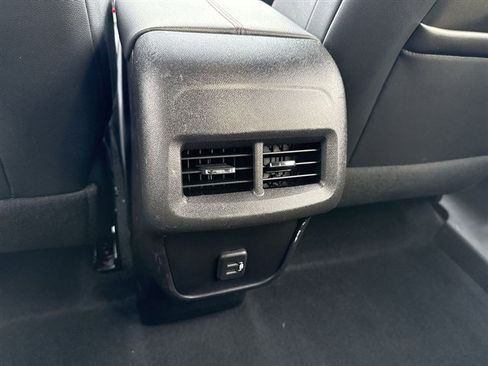 Certified 2024 Chevrolet Equinox RS w/ LPO, Floor Liner Package image 24