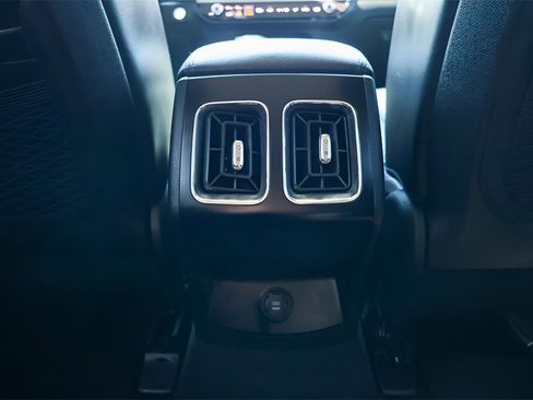 Used 2025 Kia Sorento X-Line EX image 34