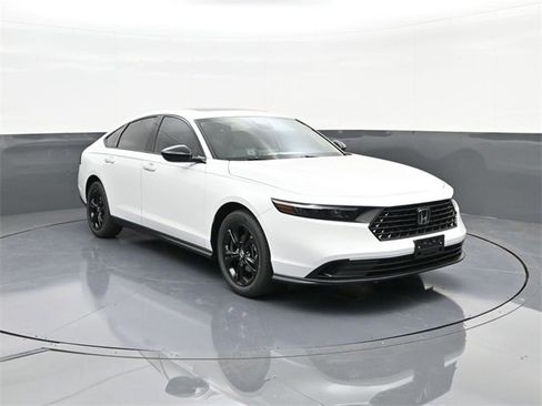 New 2025 Honda Accord SE image 19