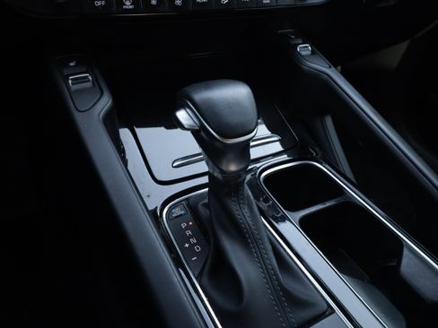 Used 2024 Kia Telluride S image 11