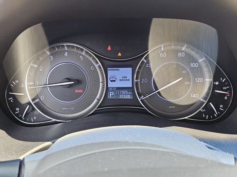 Used 2017 INFINITI QX80 2WD w/ Driver Assistance Package image 26