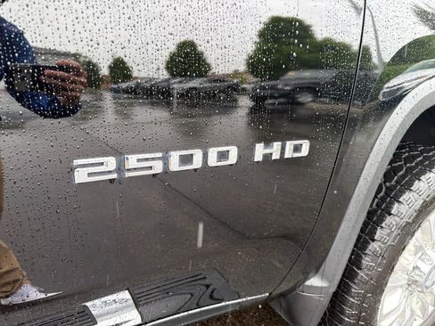 Used 2020 Chevrolet Silverado 2500 High Country w/ Z71 Off-Road Package AWD/4WD image 31