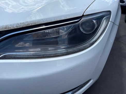 Used 2016 Chrysler 200 Limited w/ Convenience Group FWD image 7
