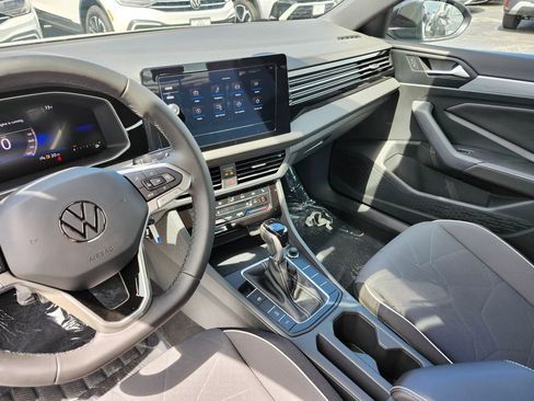 New 2025 Volkswagen Jetta Sport image 13