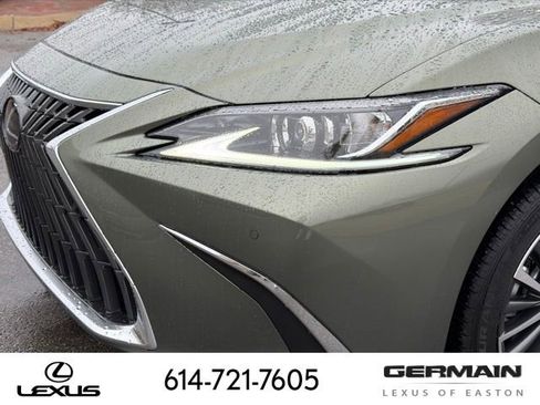 New 2025 Lexus ES 350 w/ Premium Package image 13