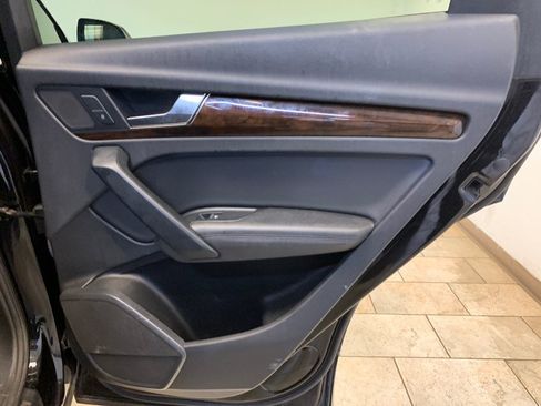 Used 2019 Audi Q5 2.0T Premium Plus w/ Premium Plus Package AWD/4WD image 46