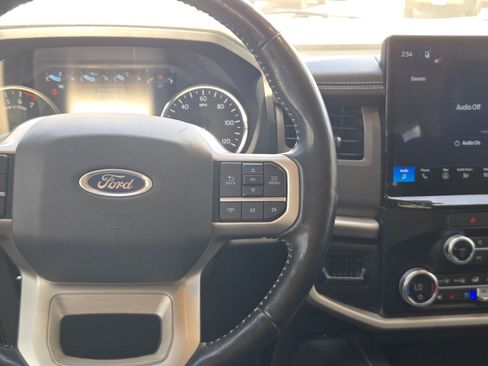 Used 2022 Ford Expedition XLT RWD image 21