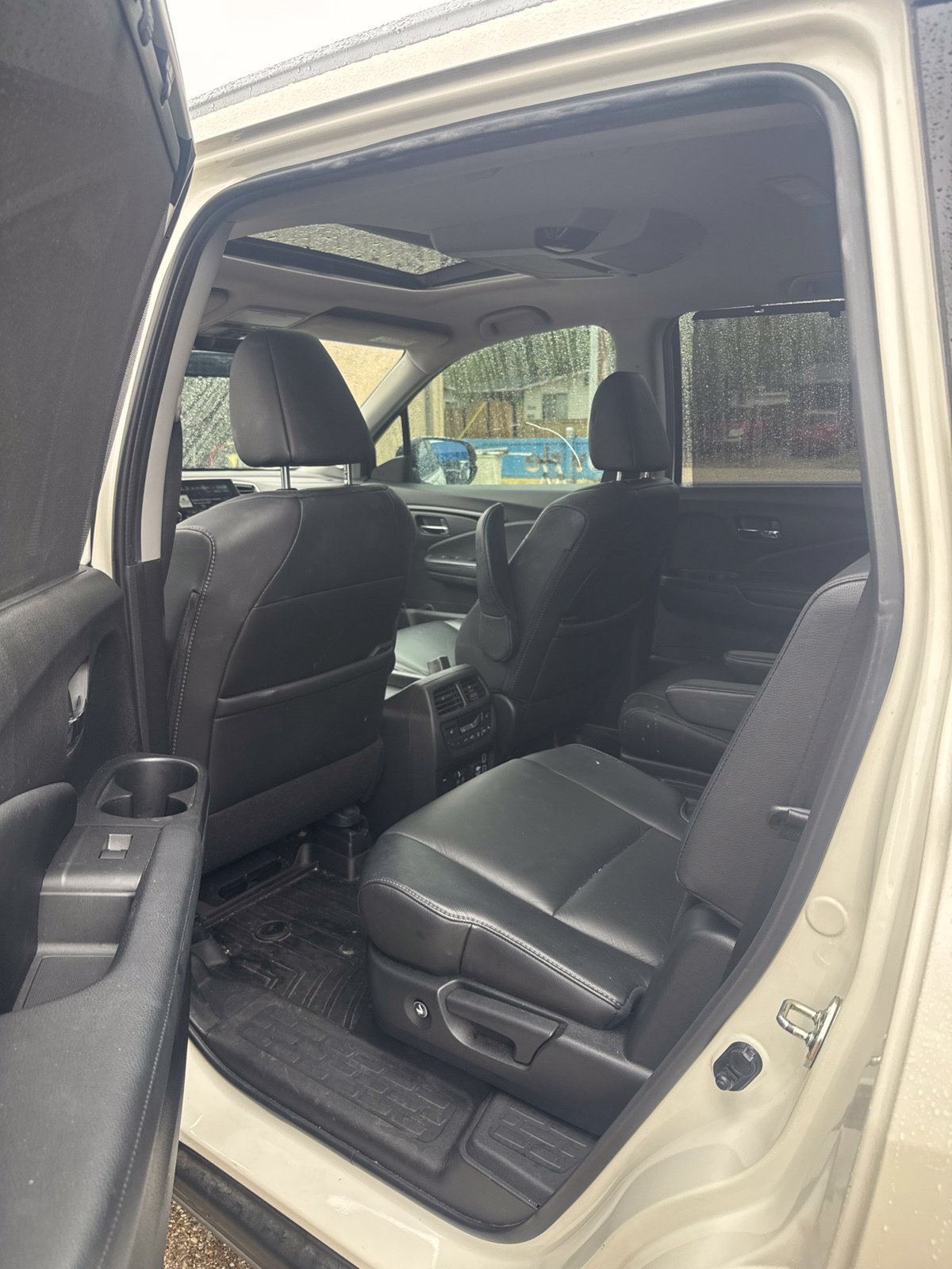 Used 2019 Honda Pilot Touring image 5