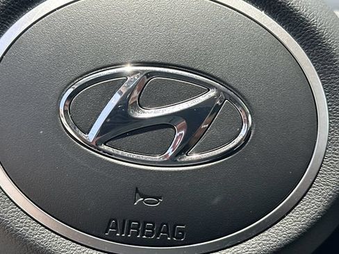 Certified 2024 Hyundai Tucson SEL FWD image 22
