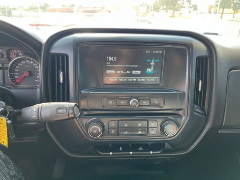 Used 2019 Chevrolet Silverado 1500 W/T w/ WT Convenience Package AWD/4WD image 11