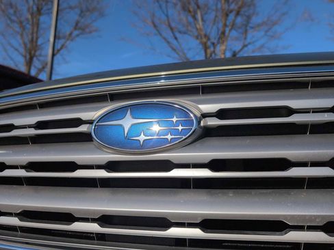 Used 2017 Subaru Outback 3.6R Limited image 12