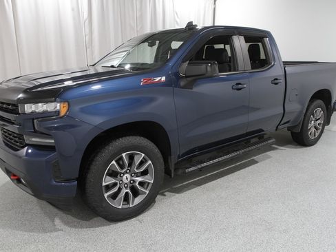 Used 2019 Chevrolet Silverado 1500 RST image 3