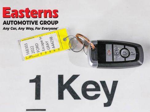 Used 2022 Ford Escape SE w/ Cold Weather Package image 24