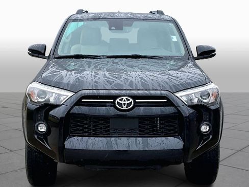 Used 2021 Toyota 4Runner SR5 Premium image 3