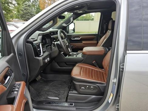 Used 2026 GMC Sierra 2500 Denali Ultimate AWD/4WD image 8
