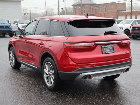 Used 2023 Lincoln Corsair Standard w/ Equipment Group 101A image 17