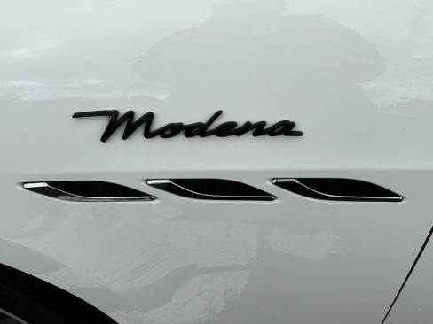 Used 2024 Maserati Ghibli Modena Ultima Q4 AWD/4WD image 16