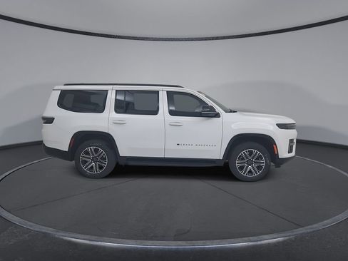 New 2026 Jeep Grand Wagoneer 4WD image 17