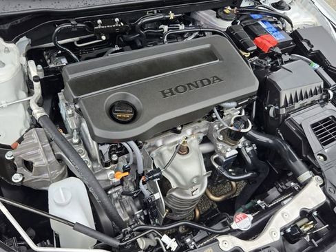 Used 2025 Honda Civic LX image 17