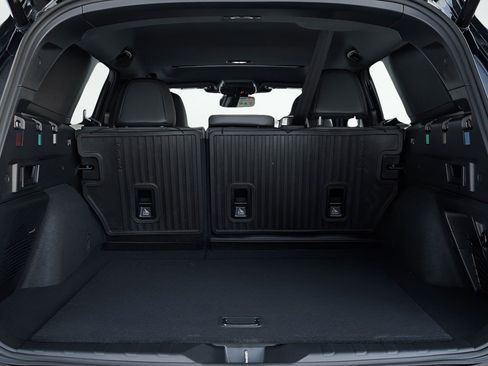 New 2026 Subaru Outback Limited XT image 8