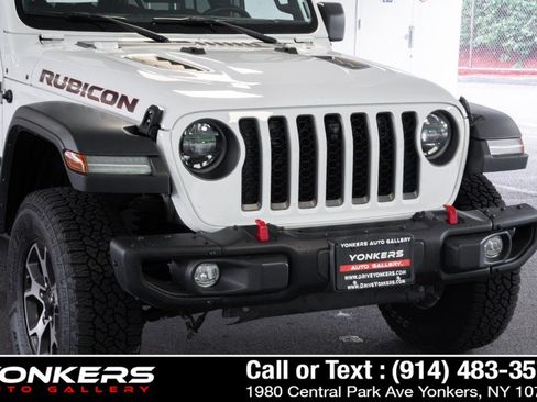 Used 2023 Jeep Wrangler Unlimited Rubicon w/ LED Lighting Group AWD/4WD image 6