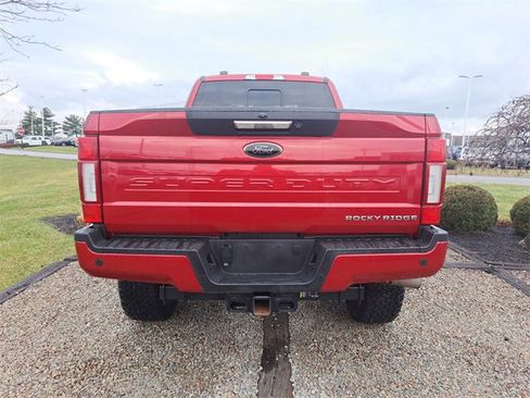 Used 2021 Ford F350 Lariat image 4