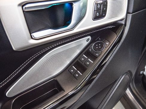 Used 2021 Ford Explorer ST w/ ST Street Pack image 23