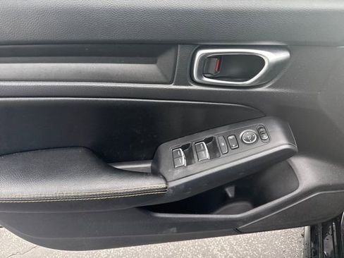 Used 2022 Honda Civic Sport image 9