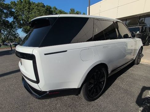 Used 2026 Land Rover Range Rover SE AWD/4WD image 5