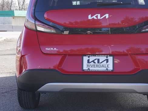 Certified 2025 Kia Soul LX w/ LX Technology Package image 14