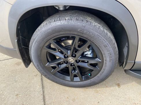 Used 2026 Toyota Grand Highlander FWD image 36