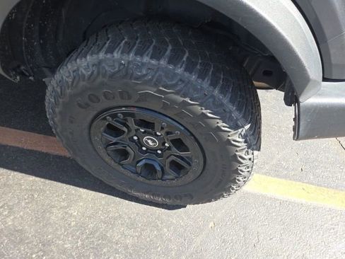 Used 2021 Ford Bronco Wildtrak image 5