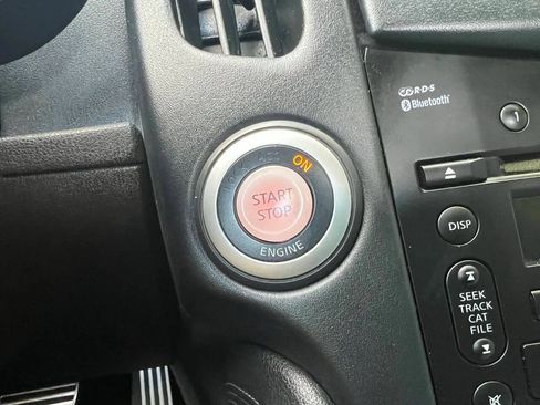 Used 2009 Nissan 370Z Touring w/ Sport Pkg image 21