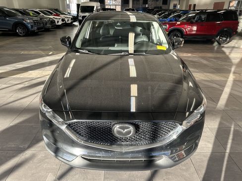 Used 2020 MAZDA CX-5 Touring image 17