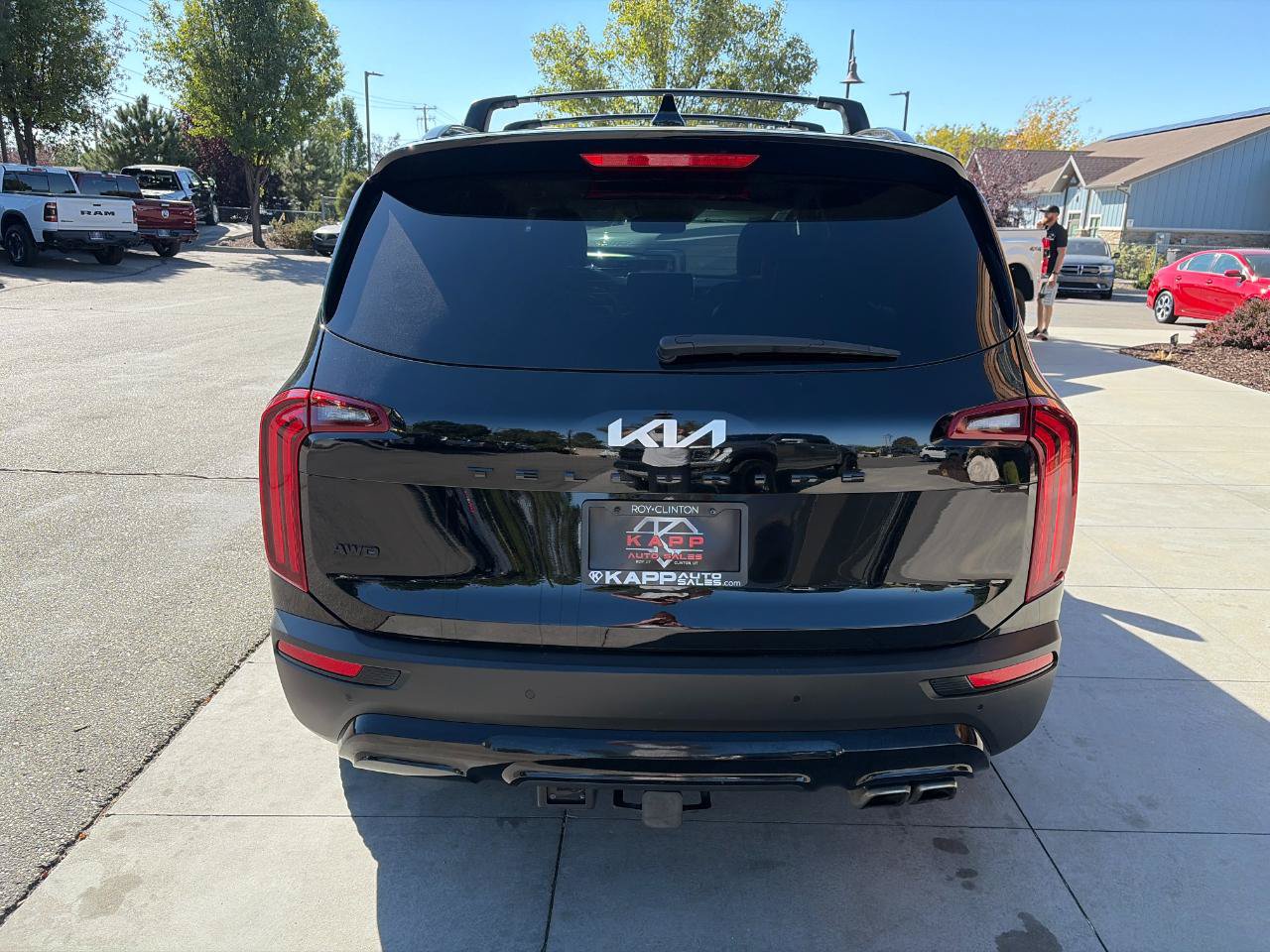 Used 2022 Kia Telluride SX w/ SX Prestige Package AWD/4WD image 11