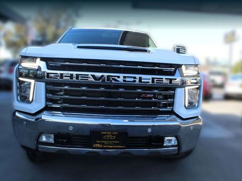 Used 2023 Chevrolet Silverado 2500 LTZ w/ LTZ Plus Package image 8