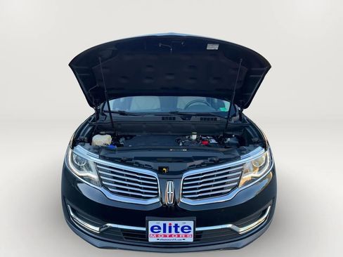 Used 2018 Lincoln MKX Reserve w/ Driver Assistance Package image 11